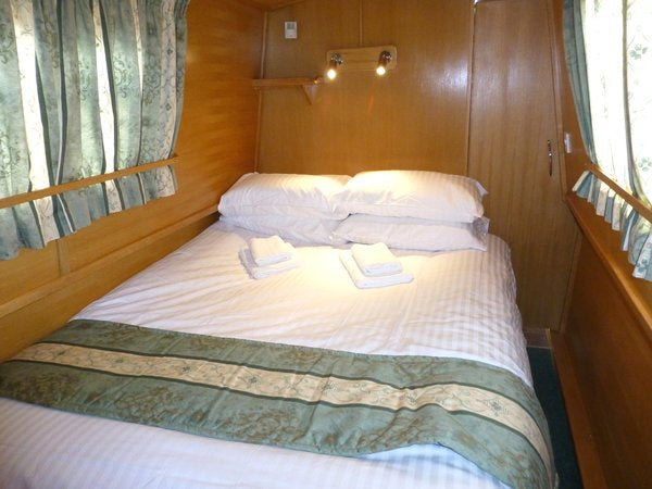 A king-size cabin on a Regency model in the Elite collection
