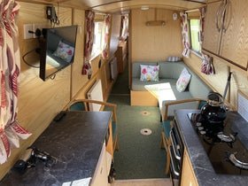Willow Regency 4D galley and lounge