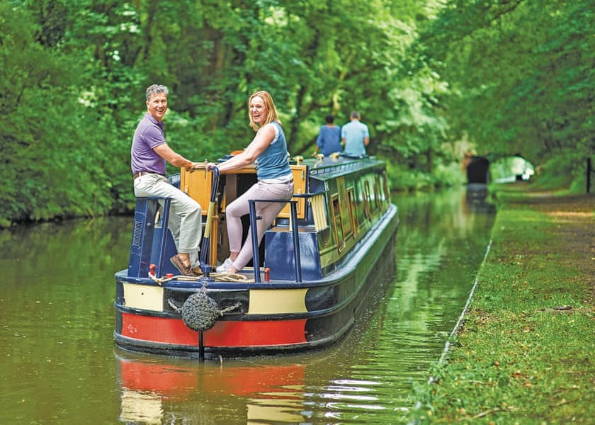 2 Person - 7 Day Last Minute Narrowboat holiday